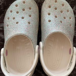 Girls white glitter crocs size 1
